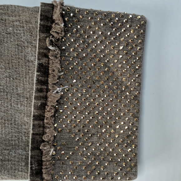 DG2 by Diane Gilman light brown studded cropped jeans. Sz 8 - Picture 9 of 12